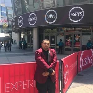 Meet your Posher, Robert